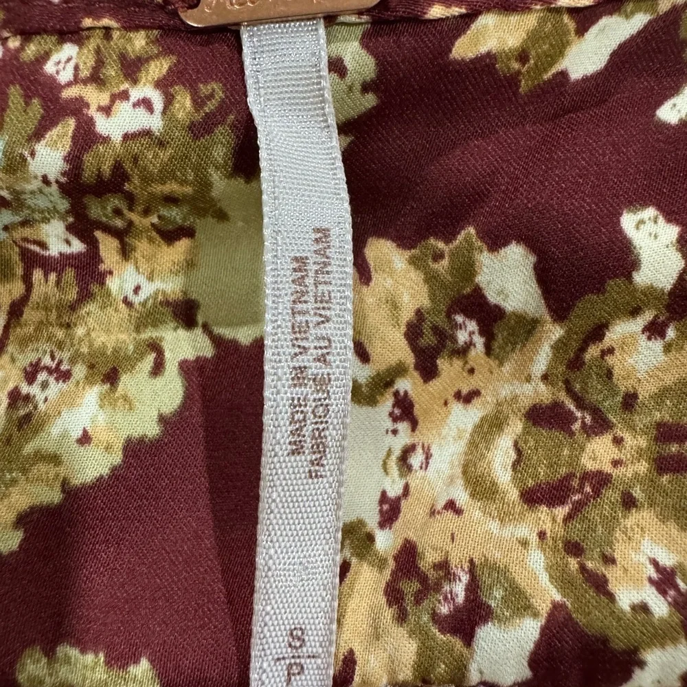 Free People chic maroon